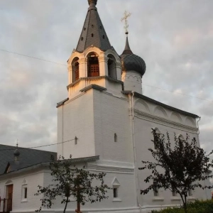 Манастир свети знаменосец: снимка, адрес